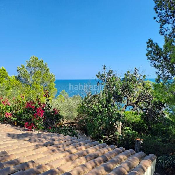 Foto c040960e-cd86-4e57-8eba-67789df5c2ff. Chalet  en venta en , 3 dormitorios. en Ampolla (L´)