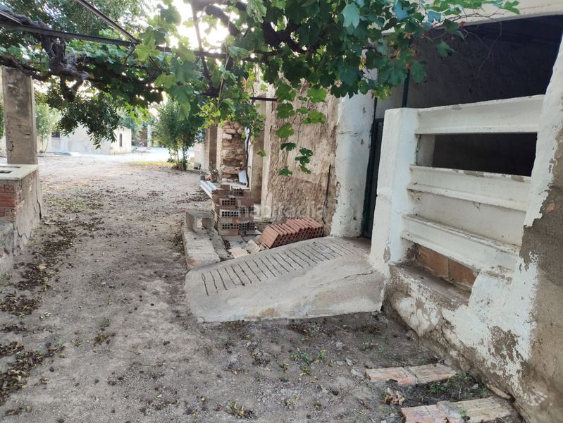 Foto a7586694-7b4b-4977-83fa-70fd9ed163be. Casa a Urbanitzacions Tortosa