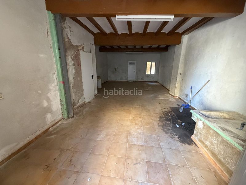 Foto b90f5d0d-4fb3-4704-88d3-8d0ddf308a67. Aparcament cotxe a Centre La Ràpita