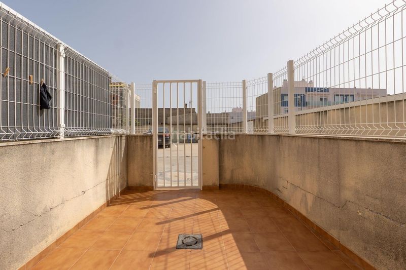 Foto 2f98841e-f4f9-4adc-9a18-4c541d444e1d. Pis amb aparcament a Deltebre