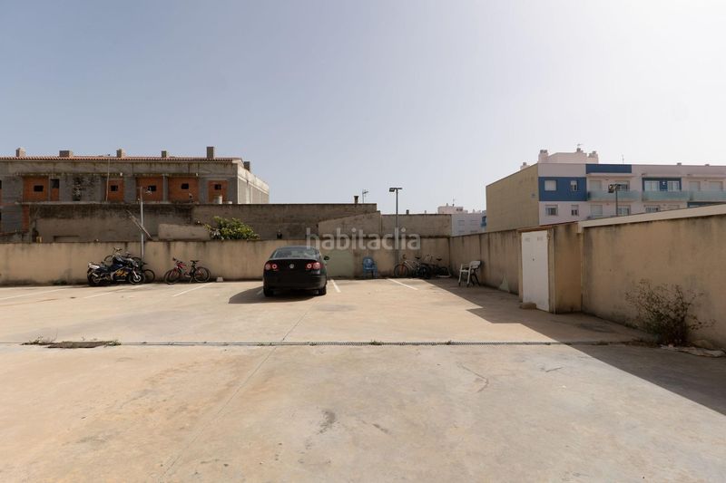 Foto 70e16a91-547c-4069-9c67-9d12783774cf. Pis amb aparcament a Deltebre