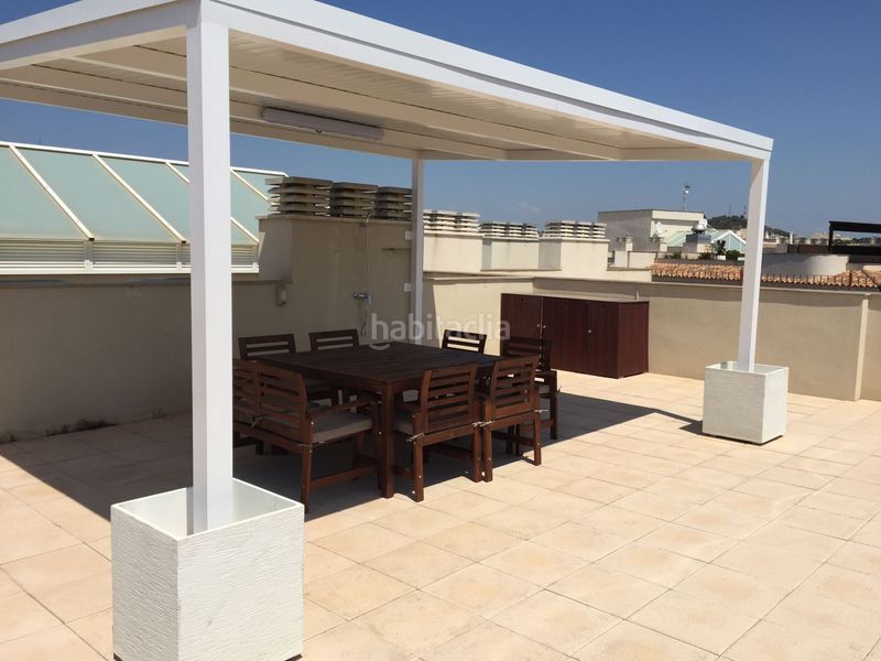 Foto 0fb52ab1-8386-4cb5-b872-b4c39e85ed08. Àtic amb calefacció aparcament piscina a Platges La Ràpita