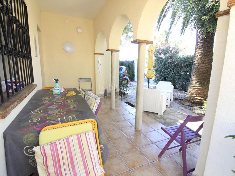 Foto 2c42a806-5242-4b67-a1e8-d5c6c65adc23. Casa amb aparcament piscina a Centre Miami Platja