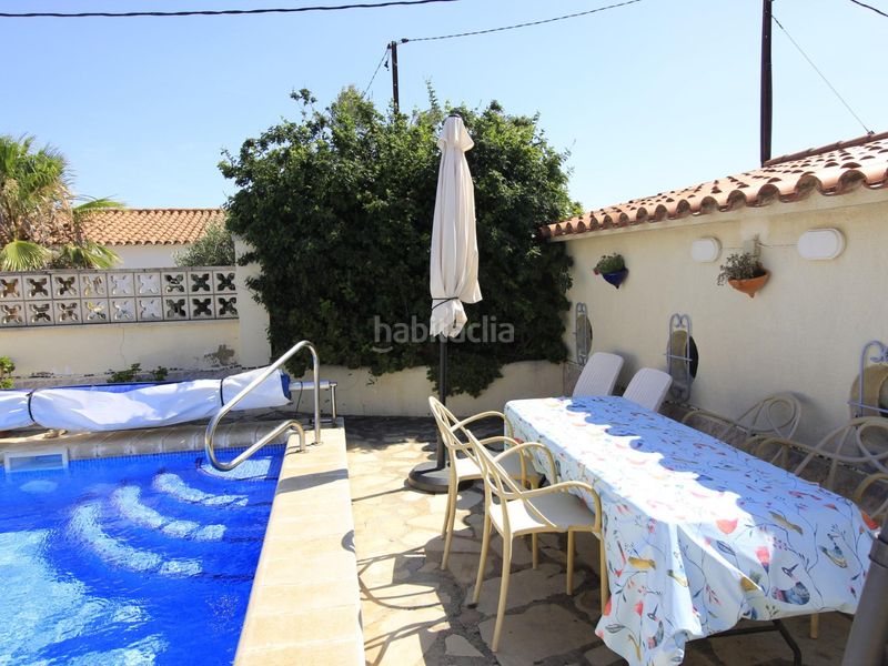 Foto 40dfd6f0-de6b-4a48-a5fc-4fc71b0b6430. Casa amb aparcament piscina a Centre Miami Platja