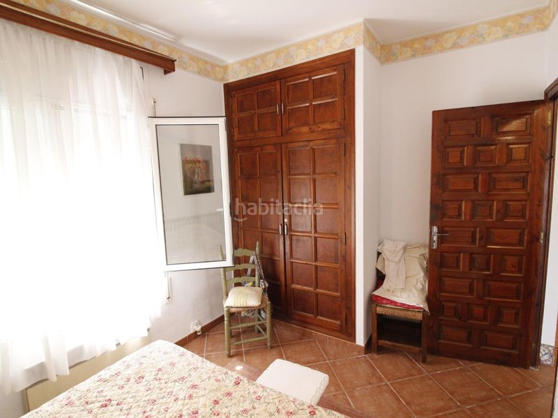 Foto d2884cbd-e6a5-4f28-bfbc-3c3253a52a62. Casa amb aparcament piscina a Centre Miami Platja