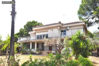 Chalet in Alcanar. Chalet en venta en alcanarplatja  urb. montsiamar, 4 dormitorios