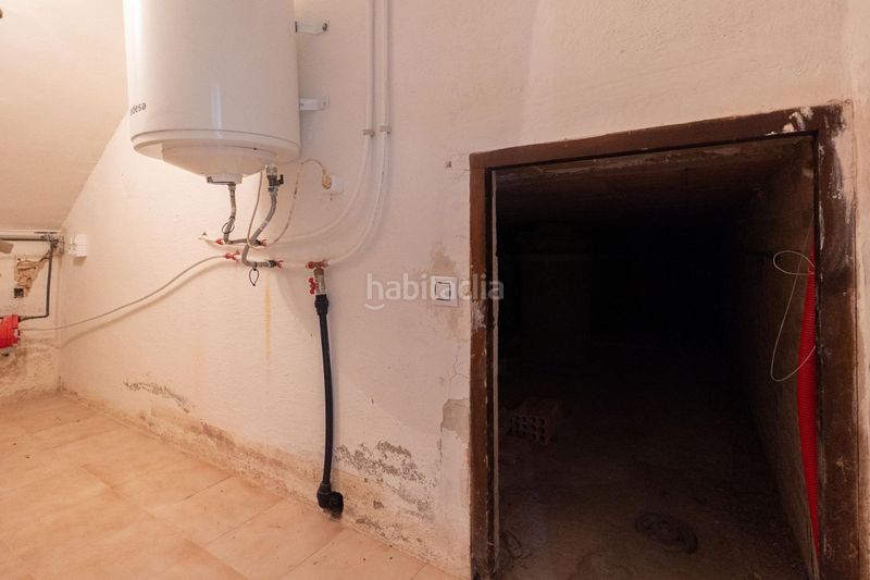 Foto d2e0b4d1-eeff-4e90-aef1-378ccb69504d. Xalet amb aparcament a Deltebre
