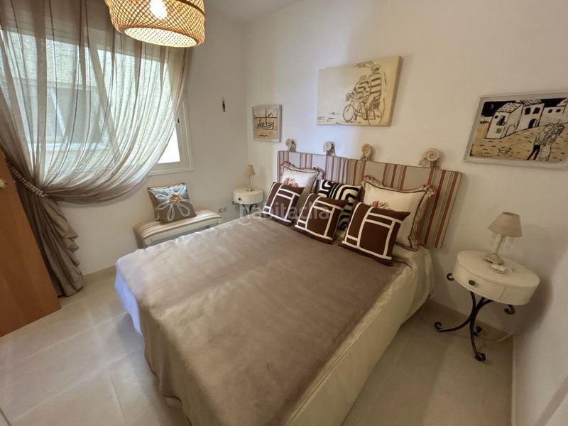 Foto f88c74de-1d16-4363-804b-7739f945318d. Apartament amb calefacció aparcament piscina a Alcanar