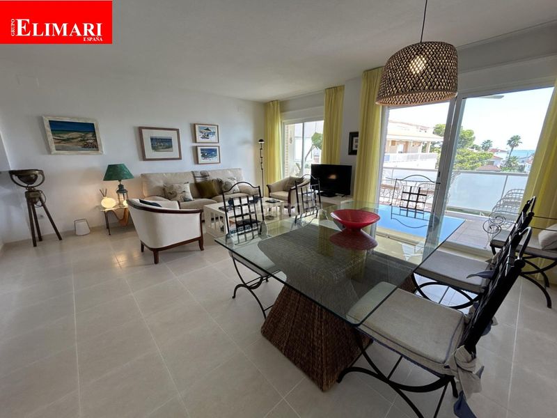 Foto fc5d6205-6925-48a2-afa5-f2e18806bbd8. Apartament amb calefacció aparcament piscina a Alcanar