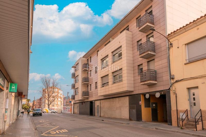 Foto 29d18000-3464-4b87-bd72-1610c0f94fad. Local comercial local venda a zona bases en bases de Manresa - carretera de santpedor Manresa