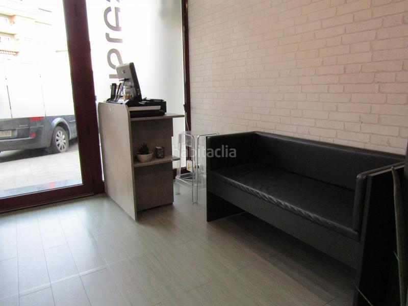 Foto b460c479-ca7f-4b2b-b1af-ce1aa13dd977. Local comercial a Roda de Ter