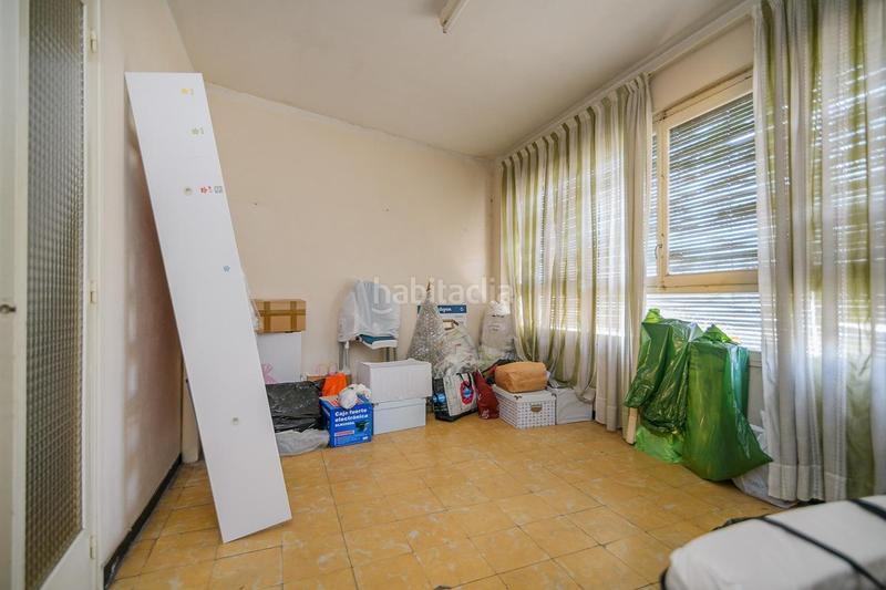 Foto 5a2421e5-4ce5-41f9-9a35-bec230665a3e. Local comercial local en venda pl. reforma en Barri Antic Manresa