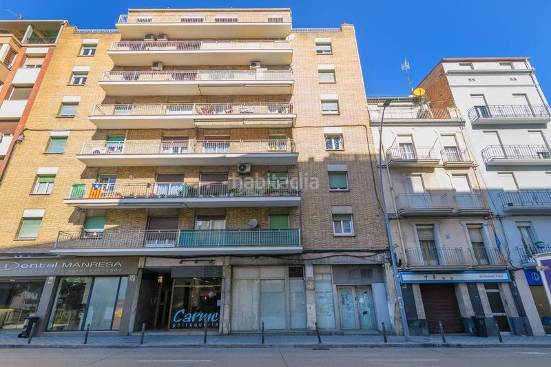 Foto 0b5fa736-cabb-4351-80b3-9b40852e4a76. Local commercial dans Barri Antic Manresa