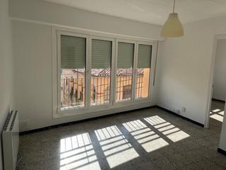 Piso en Carrer d'oristà 4. Atenció inversors! pis 2 habitacions en venda   vic nadal