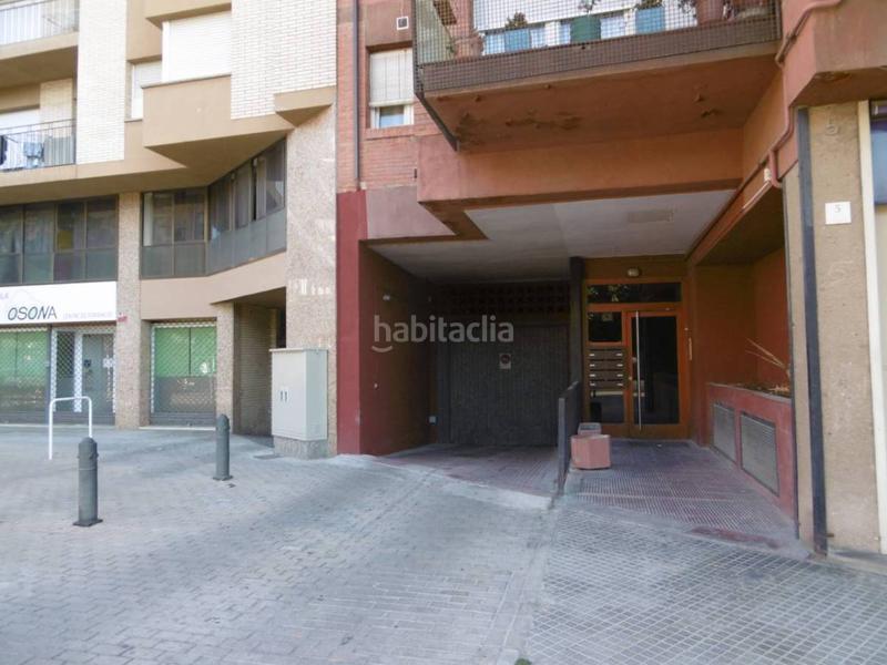 Foto 8858a04a-65e3-4c54-b74e-bf478da911f6. Parking coche parking en venta en Estadi-Santa Anna Vic