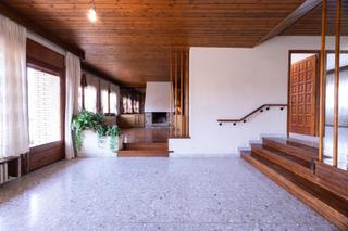 Chalet en Torelló. Casa amb jardí en venda  torelló