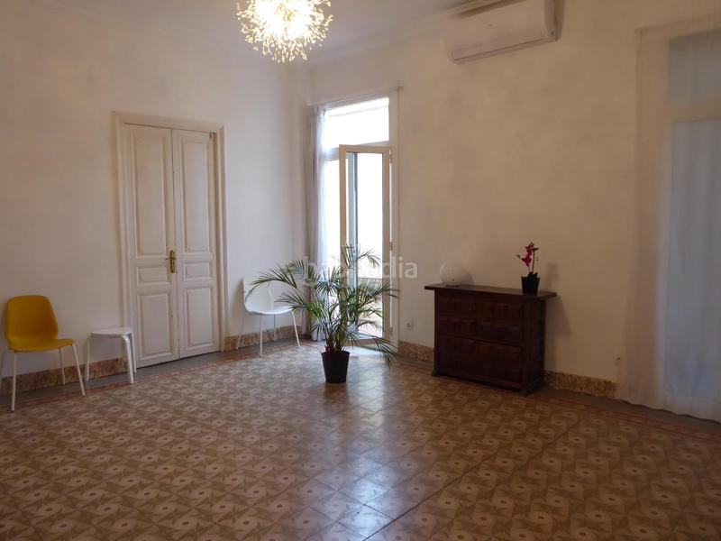 Foto 33b362a4-d5ad-463e-b93a-1c7b9beff6a9. Rent office space with heating in Centre - Passeig i Rodalies Manresa