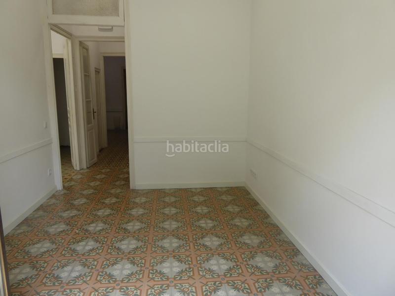 Foto b689afeb-d287-410c-b3a1-b2ce9d528625. Rent office space with heating in Centre - Passeig i Rodalies Manresa