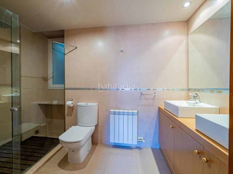 Foto 13f39372-d660-438d-85a3-bbeb178ddea9. Piso pis cantoner en venda zona universitaria en Vic