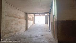 Aparcament cotxe a Centre. Local magatzem aparcament box