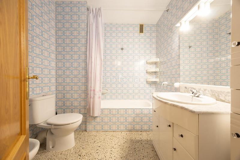 Foto 27c73321-ae6a-4908-80d8-6f2a9a07fd5d. Pis amb calefacció aparcament a Remei-La Guixa Vic