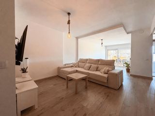 Flat in Santpedor. Pis a santpedor amb terrassa, balcó i vistes obertes