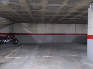 Parking coche  Joan amades. Pàrquing doble en venda - vic