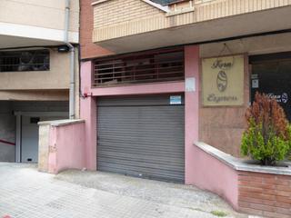 Lloguer Aparcament cotxe  Calle camí antic del escorial. Parquings en lloguer per moto vic  zona caputxins