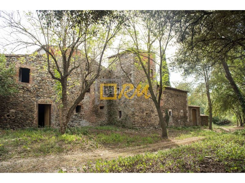 Foto 0a132a65-99db-4b6a-a6a2-2ddc8aa6e4e1. Casa amb aparcament a Domeny Girona