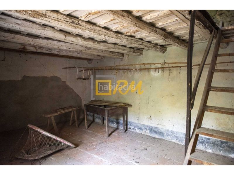 Foto 0e7dde6a-2c20-4156-832c-7c3b83e45a20. Casa amb aparcament a Domeny Girona