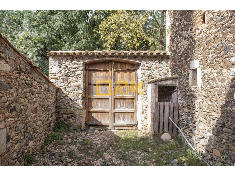 Foto 0f342920-ee88-44e7-b7d6-1667f2bc13c5. Casa amb aparcament a Domeny Girona