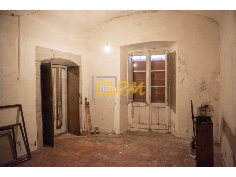 Foto 38dbc0f8-6fbb-4ca2-951e-54d499580575. Casa amb aparcament a Domeny Girona