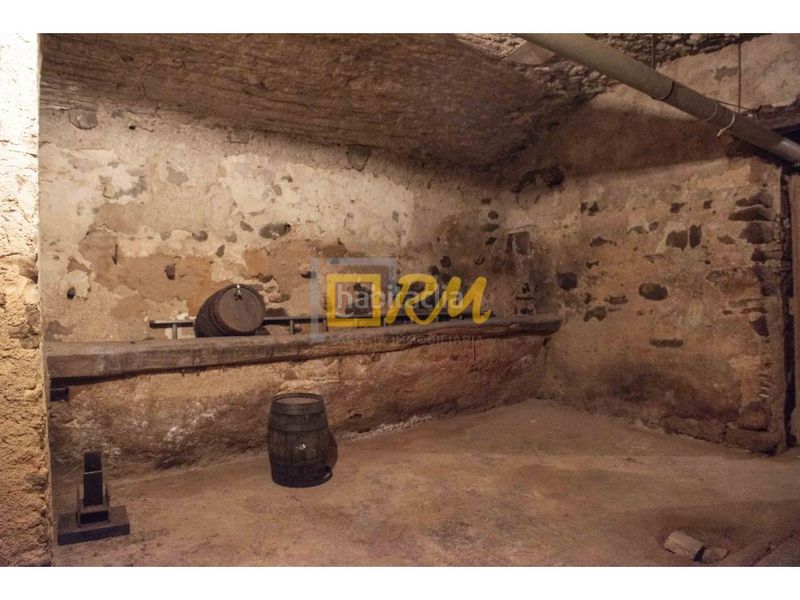 Foto 59c48642-7f53-4097-9993-8bd18e17b119. Casa amb aparcament a Domeny Girona