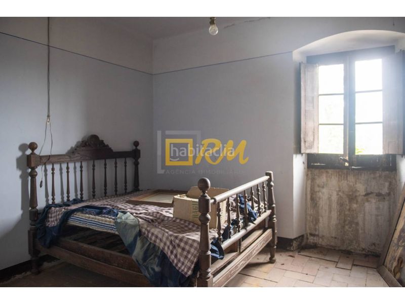 Foto 5f9420e2-4e71-463f-a257-922071c80da9. Casa amb aparcament a Domeny Girona