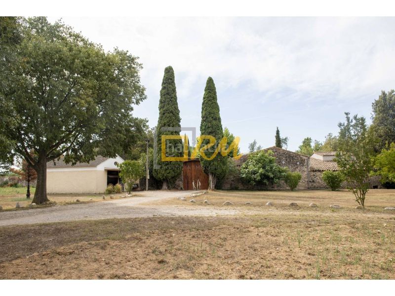 Foto 75c37729-525d-4f6e-a439-0f0ab670f4aa. Casa amb aparcament a Domeny Girona