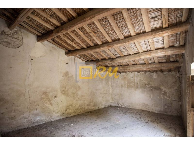 Foto 7d6fa821-728d-4b9f-826e-3f990d885bba. Casa amb aparcament a Domeny Girona