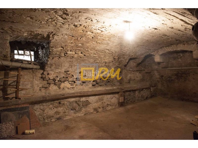 Foto 946fb214-2b07-41d1-9131-a06b2e5dec35. Casa amb aparcament a Domeny Girona