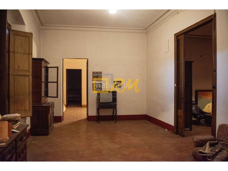 Foto ad8f7b03-e03f-48ec-ab1e-c97e49c0d7dc. Casa amb aparcament a Domeny Girona
