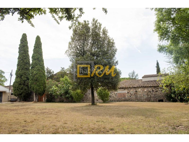 Foto b2a46604-9430-4fe2-9425-36a09ed3e366. Casa amb aparcament a Domeny Girona