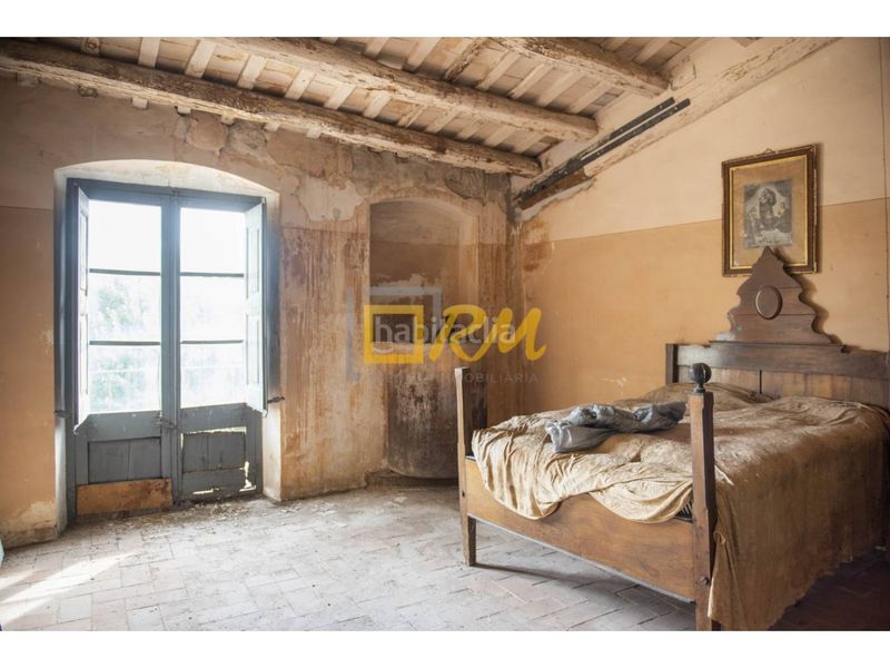 Foto fbd4819e-f25d-4db5-9e62-5439d316edbf. Casa amb aparcament a Domeny Girona
