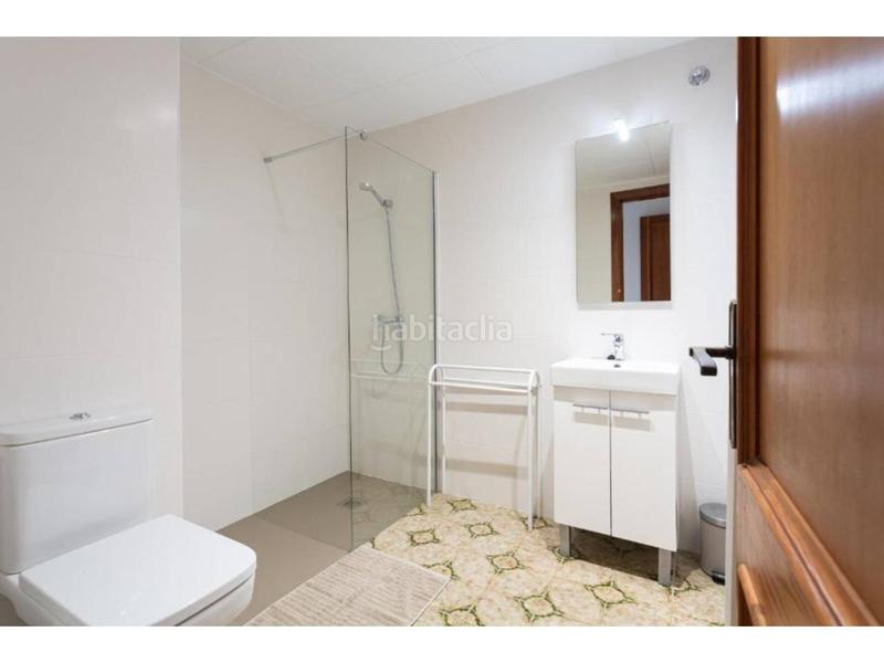 Foto 435eb8a0-0e0a-4ced-83b3-76ad5410429d. Piso  en venta en castell daro en Centre-Platja Platja d´Aro