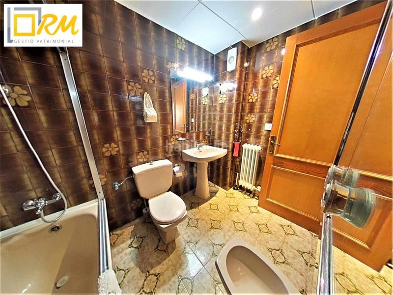 Foto 4d858045-516c-408c-aed2-f6ffdac1c50b. Piso  en venta en castell daro en Centre-Platja Platja d´Aro
