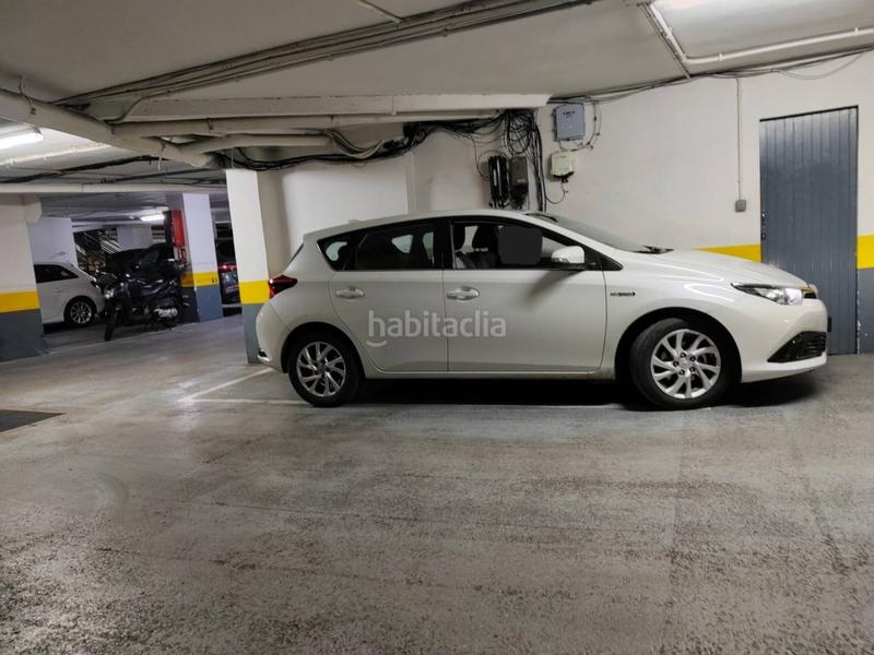Foto 59fa9874-87f1-462f-9d24-a5cb0476e5f0. Autoparkplatz in francesc eiximenis 16 in Centre-Barri Vell Girona