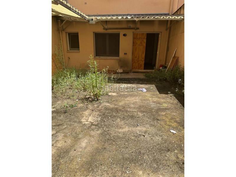 Foto 01afdb22-d8bc-4097-9dd9-c4eab7763738. Location local commercial dans Eixample Nord Girona