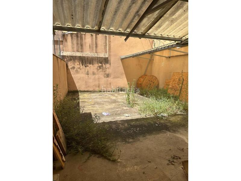 Foto 764db1a8-b555-4ce8-8806-6cb2ab3c0ed3. Location local commercial dans Eixample Nord Girona