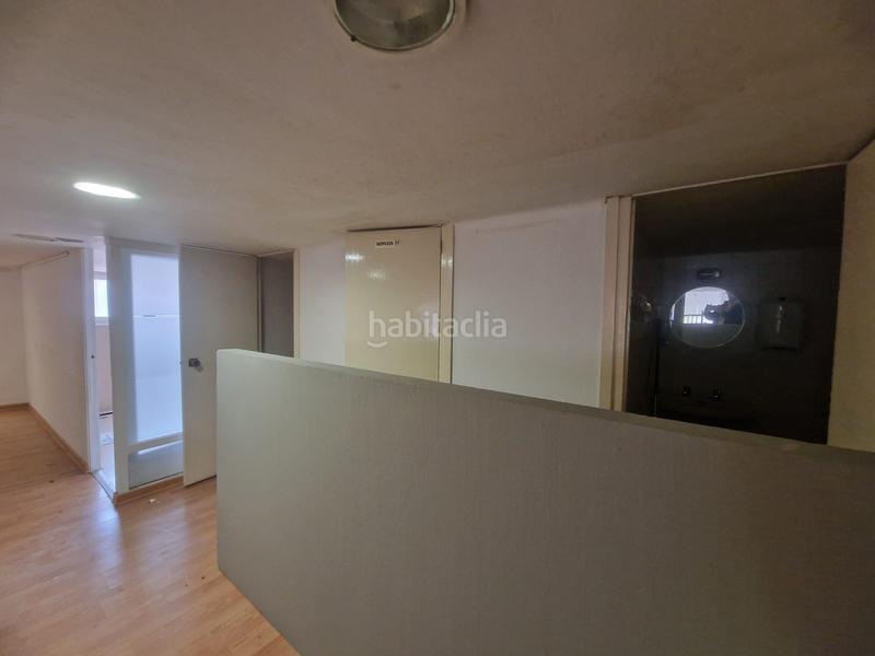 Foto 0a9c2bc8-6163-4f7d-bf80-2c45e995b7d5. Local comercial amplio local comercial en Centre Torredembarra