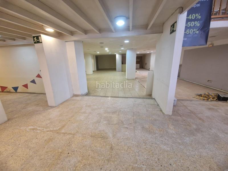 Foto d36de850-73e0-4382-8451-6dd35e3b64c8. Local comercial amplio local comercial en Centre Torredembarra
