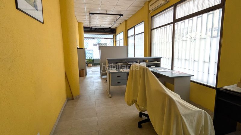 Foto d4c6dce6-832a-48a5-a871-c44345296f30. Lloguer local comercial a Centre Torredembarra