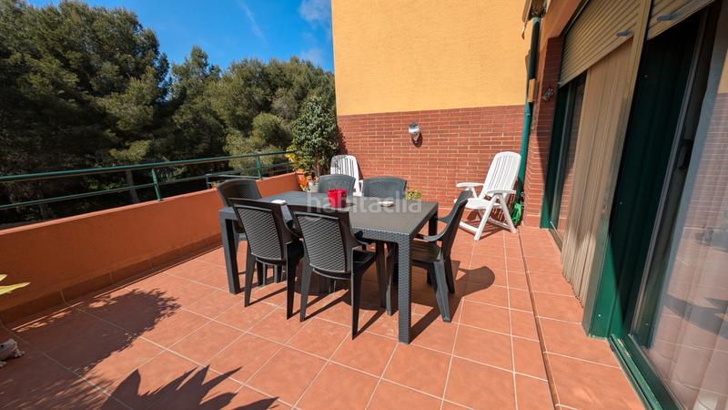 Foto 2cc51290-b2a6-4ff8-a413-8bcce7f4a140. Casa adossada amb calefacció aparcament piscina a Tarragona