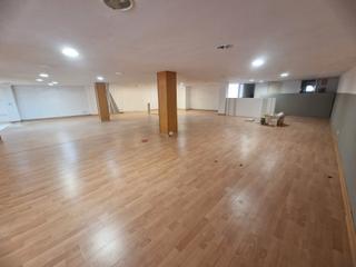 Alquiler Local Comercial  Carrer dels filadors. Local comercial en torredembarra